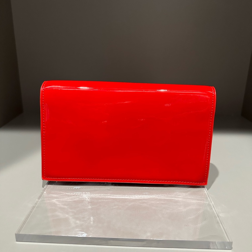CHRISTIAN LOUBOUTIN SIGNATURE RED VINYL FAUX PATENT MAKEUP CLUTCH NWOT - Picture 10 of 15